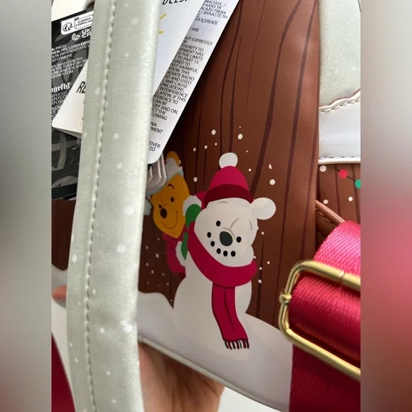 NWT Loungefly
Disney Winnie The Pooh Scene Pooh and Friends Mini sac à dos - Picture 9 of 10